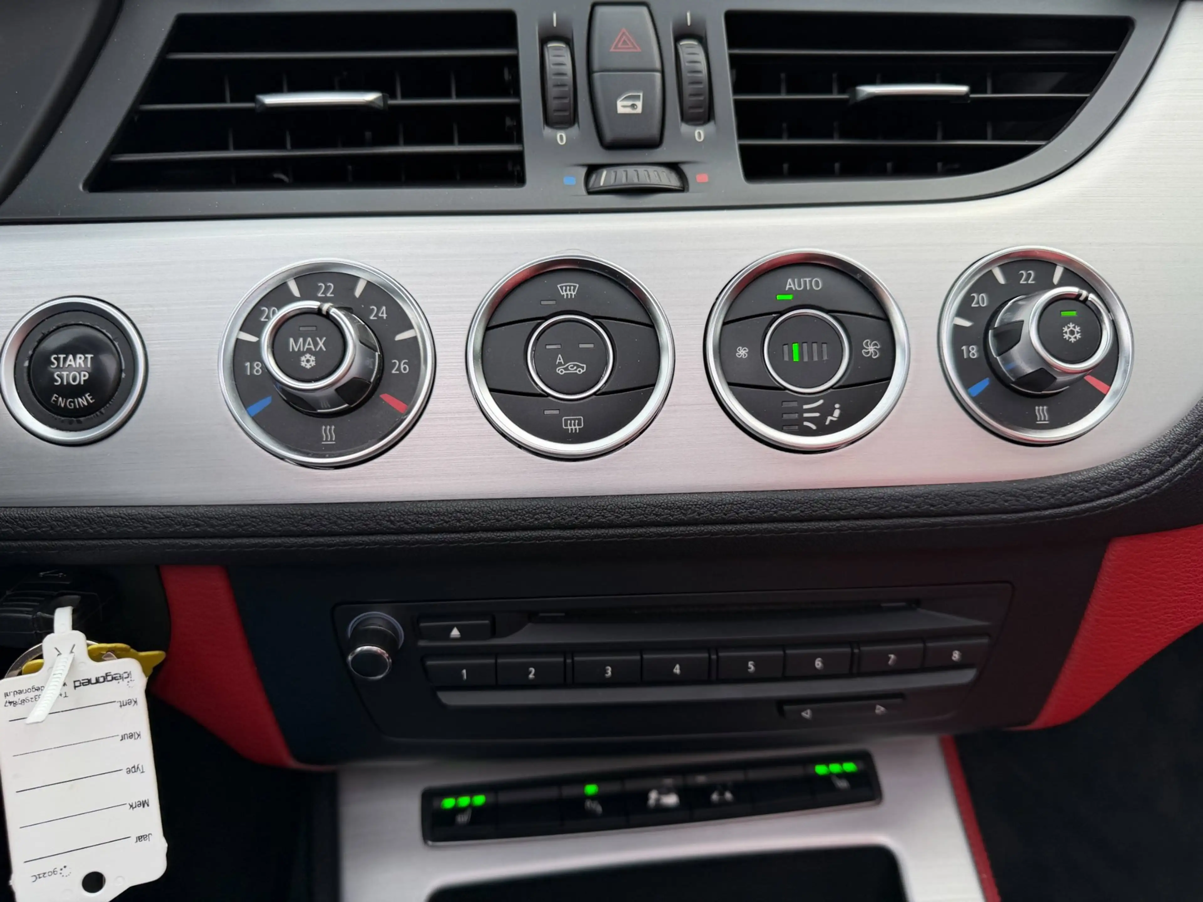 BMW Z4 Roadster SDrive35i — photo 22
