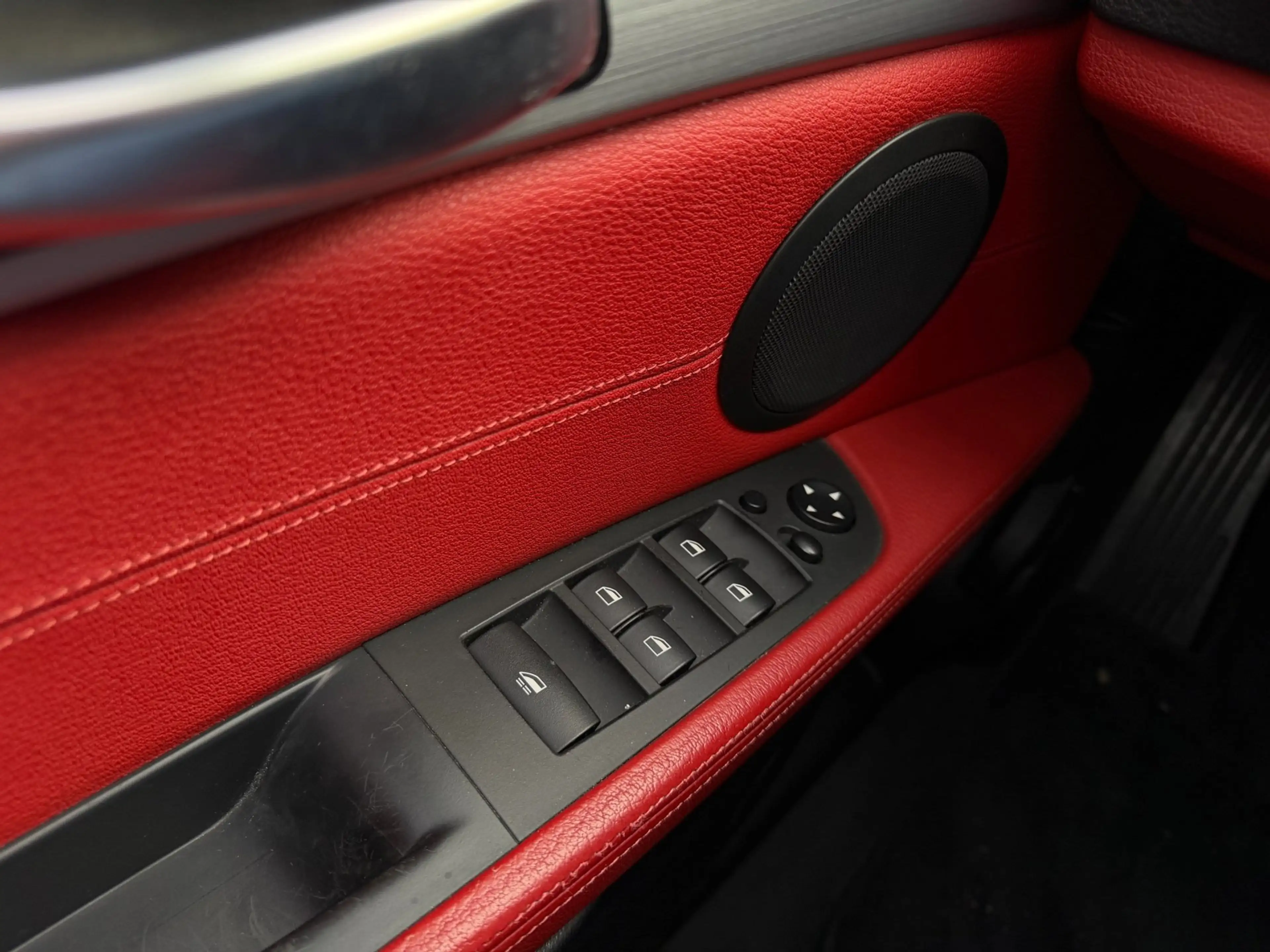 BMW Z4 Roadster SDrive35i — photo 17