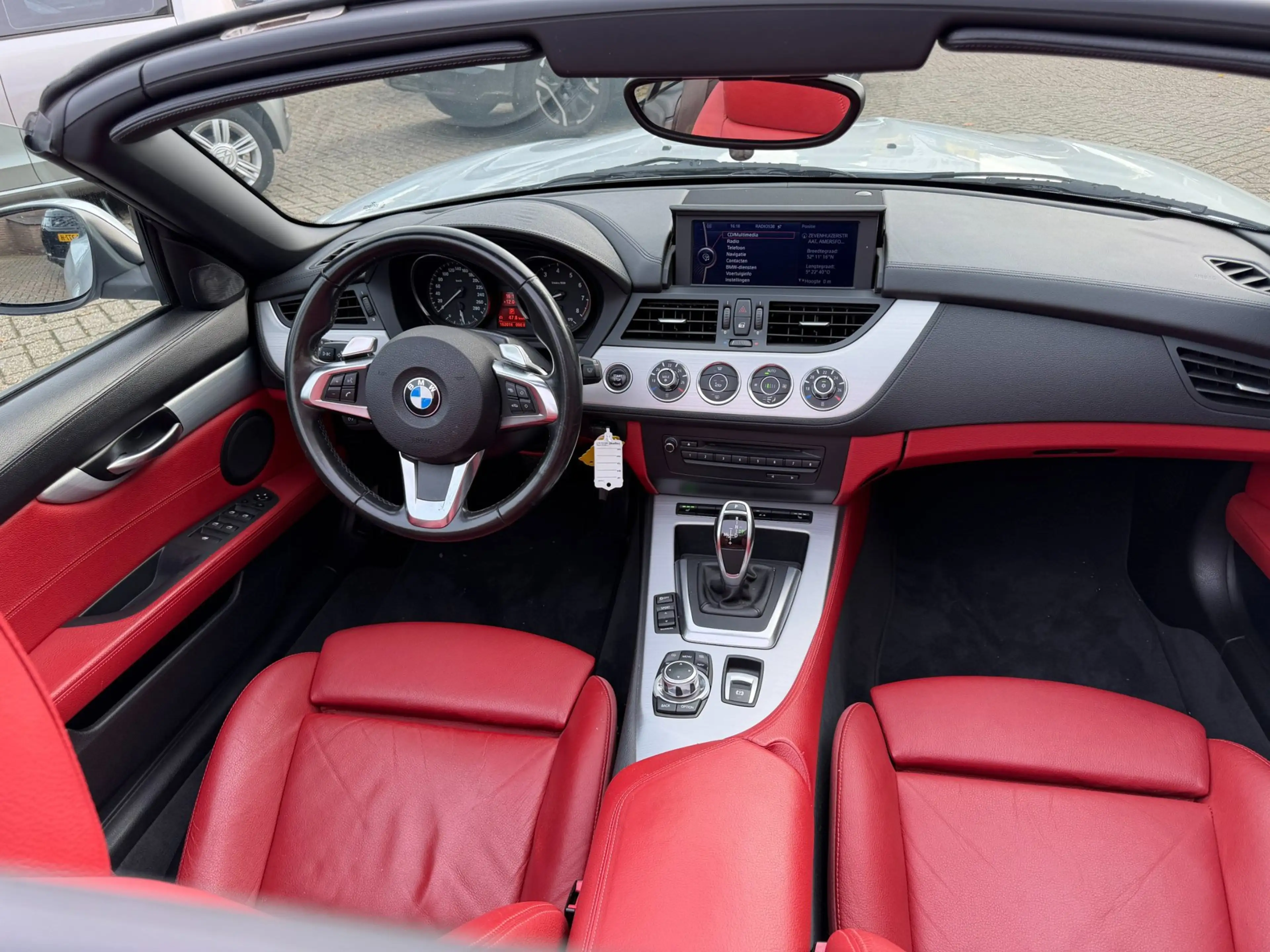 BMW Z4 Roadster SDrive35i — photo 10