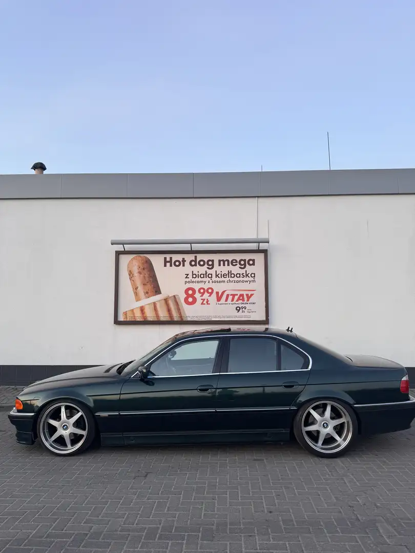 BMW 750 750i - 1