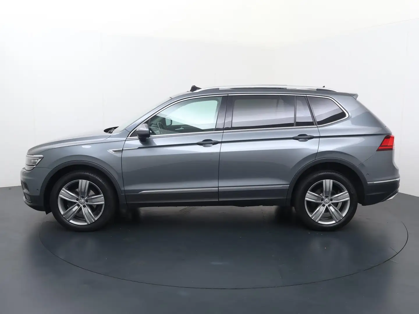 Volkswagen Tiguan Allspace 1.4 TSI Highline 7p. | 150 PK | Automaat | Headup- Grijs - 2