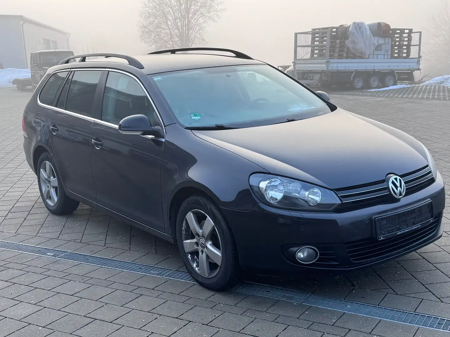 Volkswagen Golf Variant Golf VI Variant Diesel 1.6 TDI DPF Highline Schwarz - 1