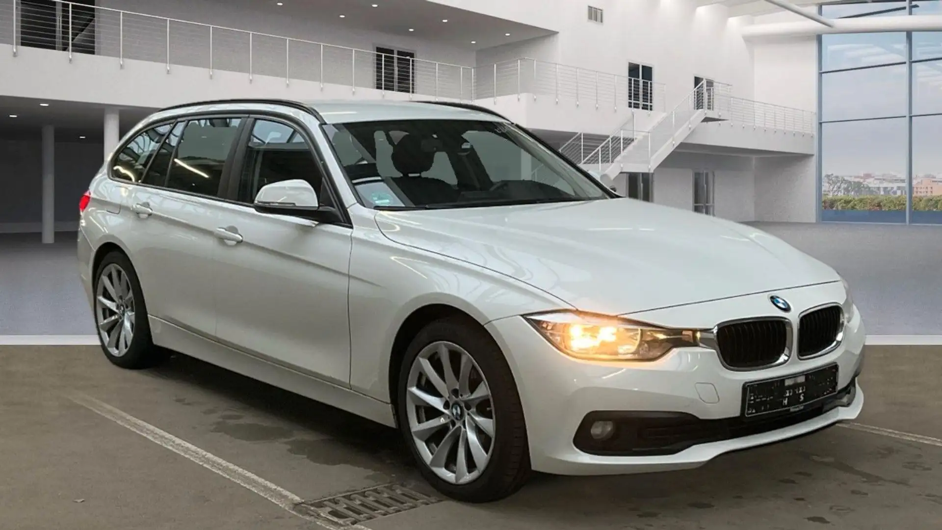 BMW 318 d Advantage Touring NAVI PDC TEMPO AHK Bianco - 2