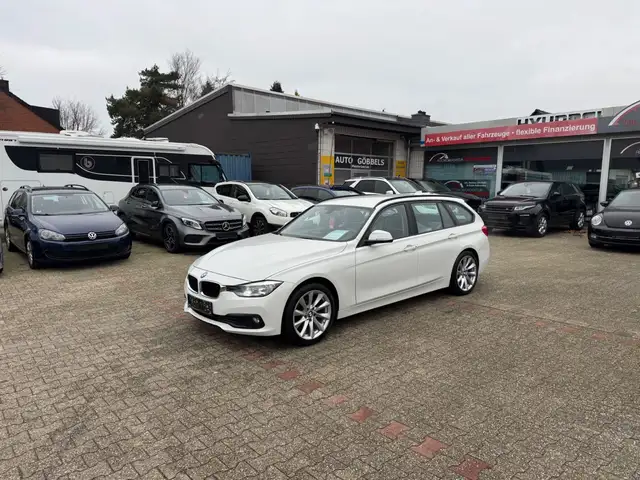 BMW 318 d Advantage Touring NAVI PDC TEMPO AHK