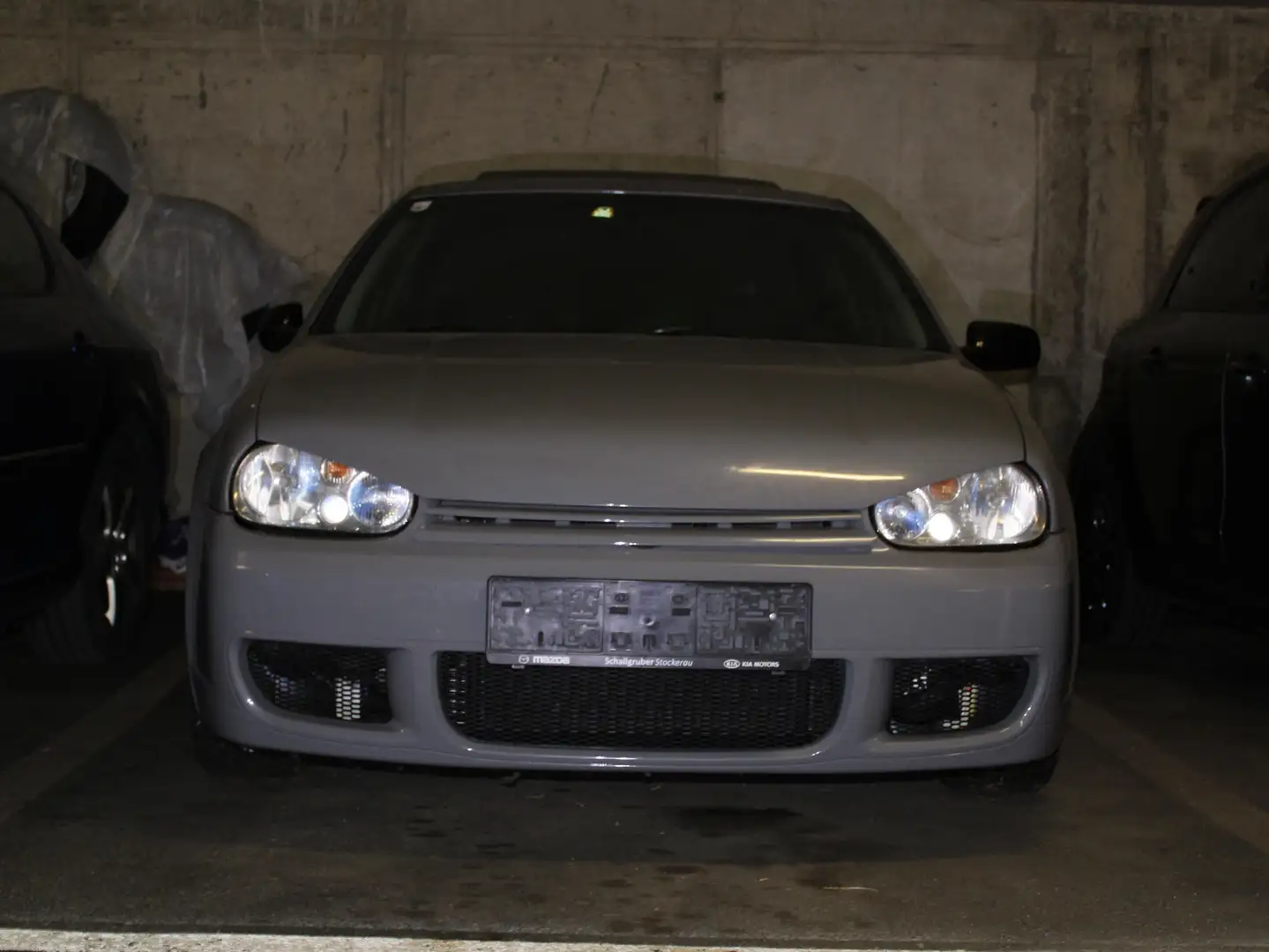 Volkswagen Golf Golf Highline V5 Grau - 1
