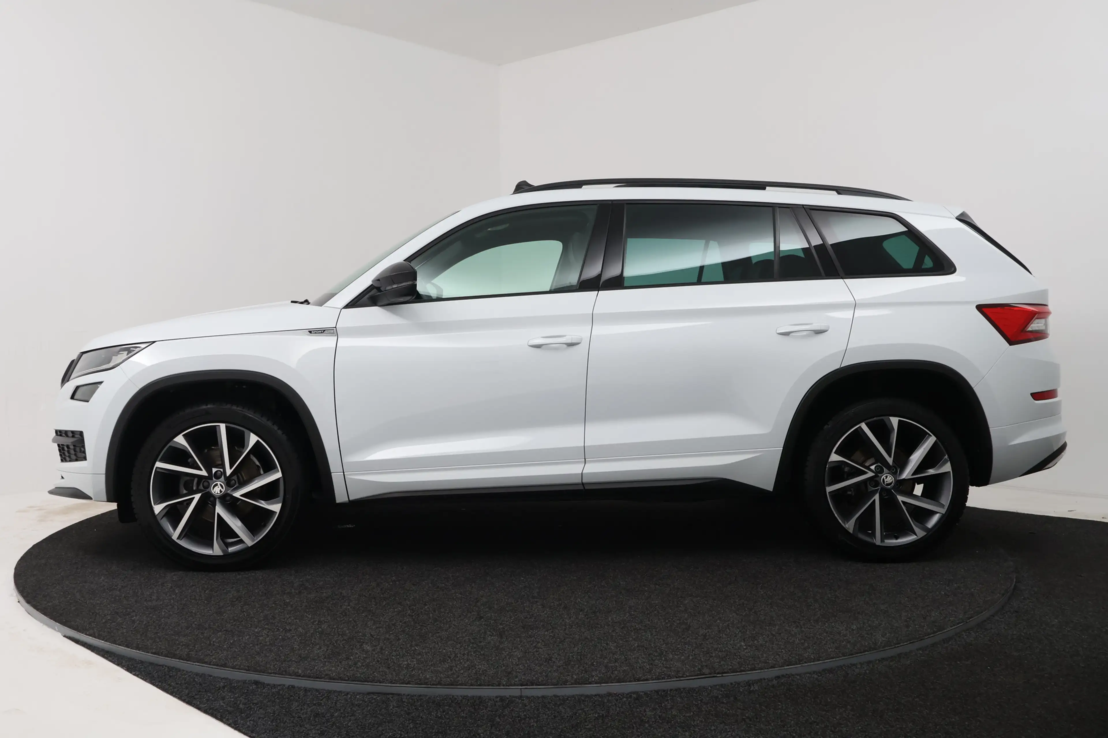 Skoda Kodiaq 1.5 TSI Sportline Business 7p. (DIGITALE COCKPIT, — photo 2