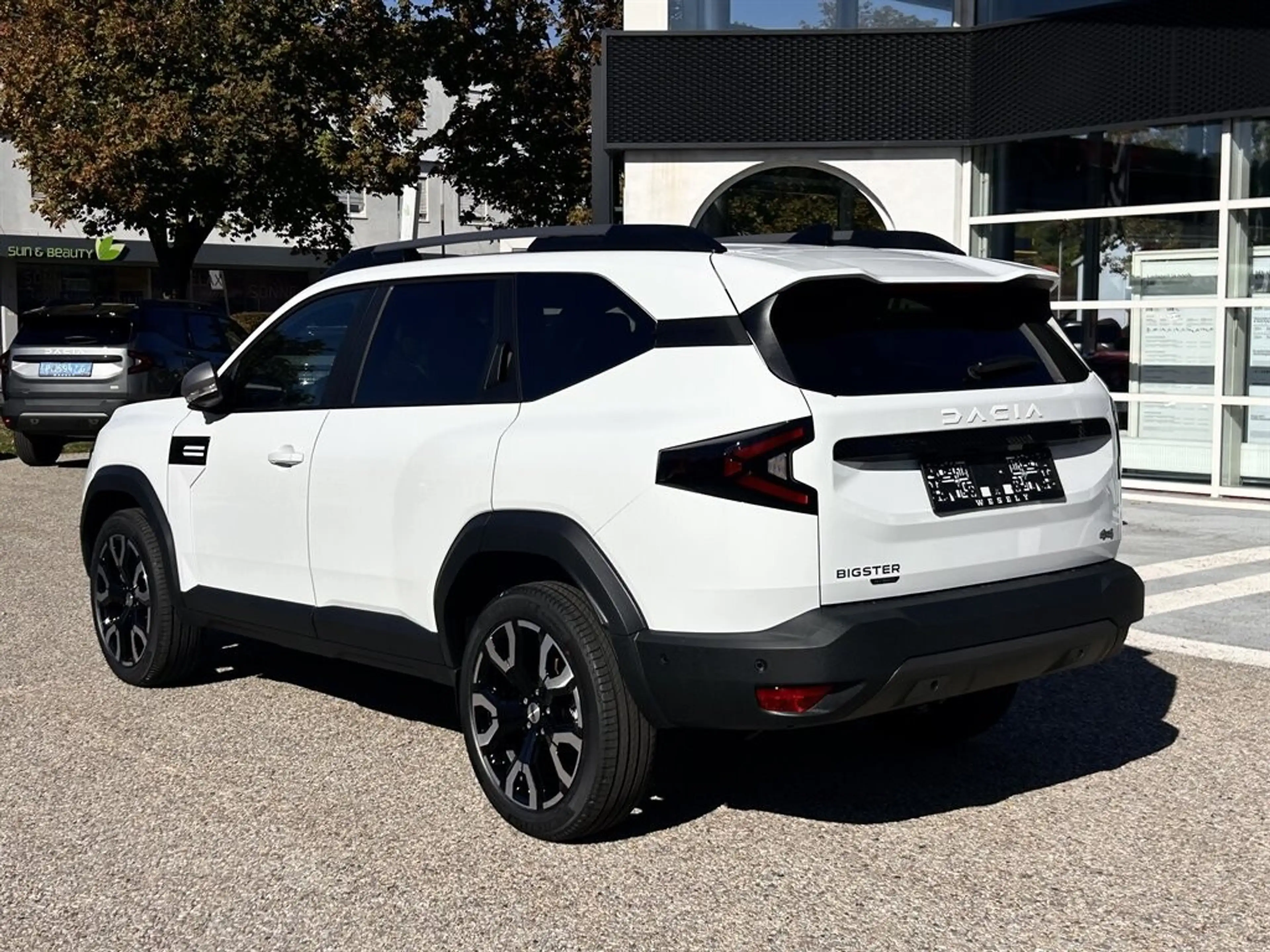 Dacia Bigster Journey Hybrid 150 mHev 4x4 — photo 3