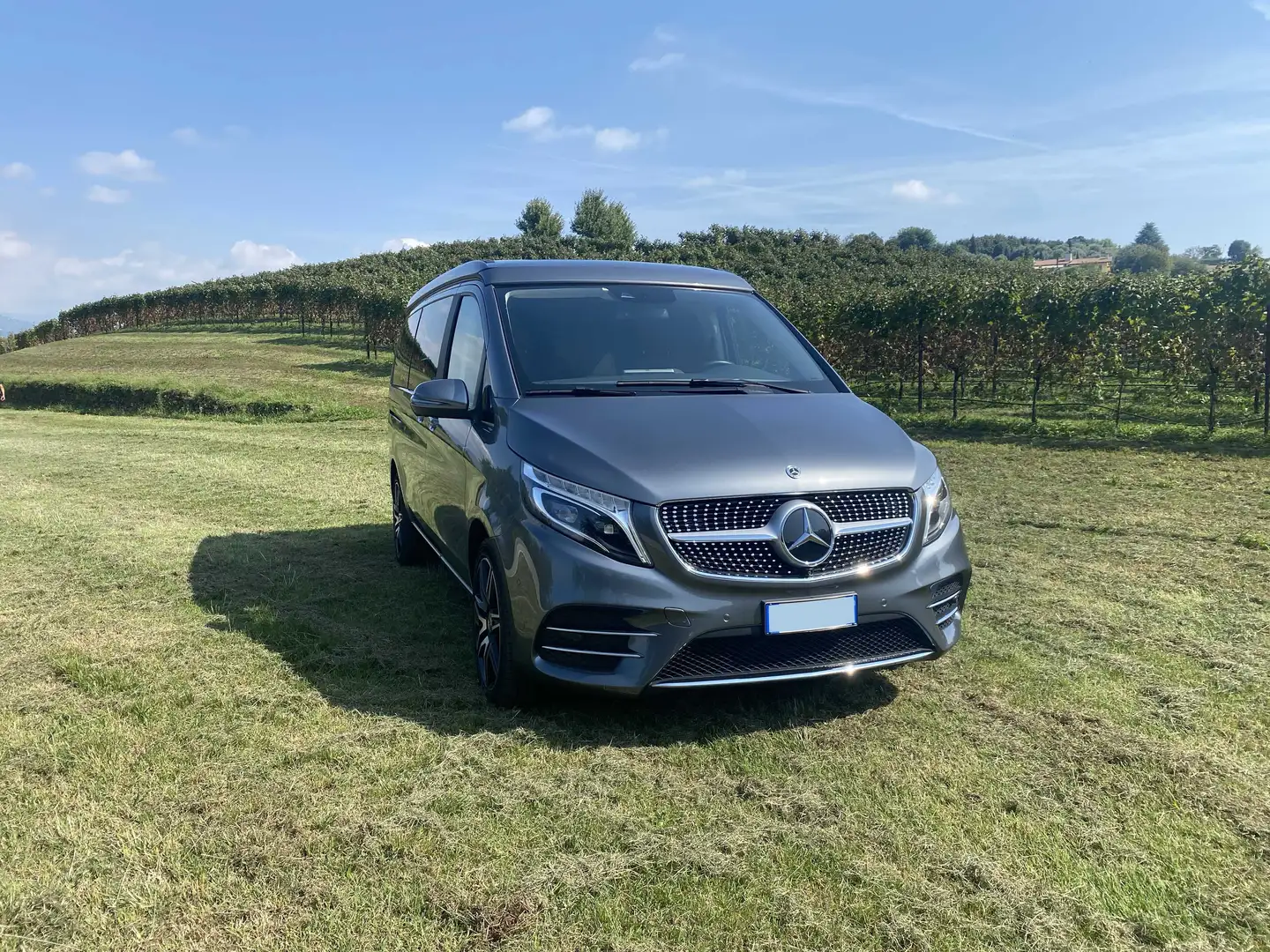 Mercedes-Benz Marco Polo 300D AMG 4Matic Grigio - 1