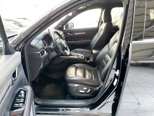Mazda CX-5 view 8