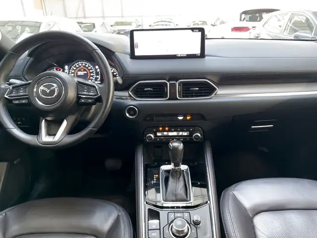 Mazda CX-5 view 11