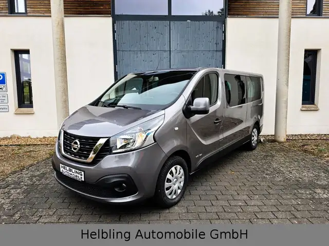 Nissan NV300 Premium L2H1 Navi CAM 8-Sitzer