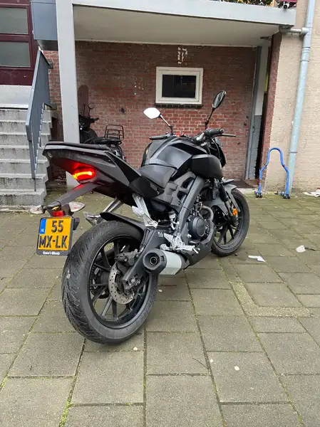 Yamaha MT-125 - foto 6