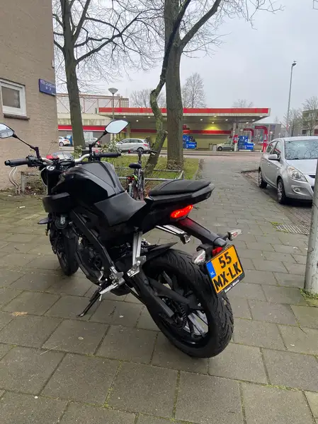 Yamaha MT-125 - foto 4