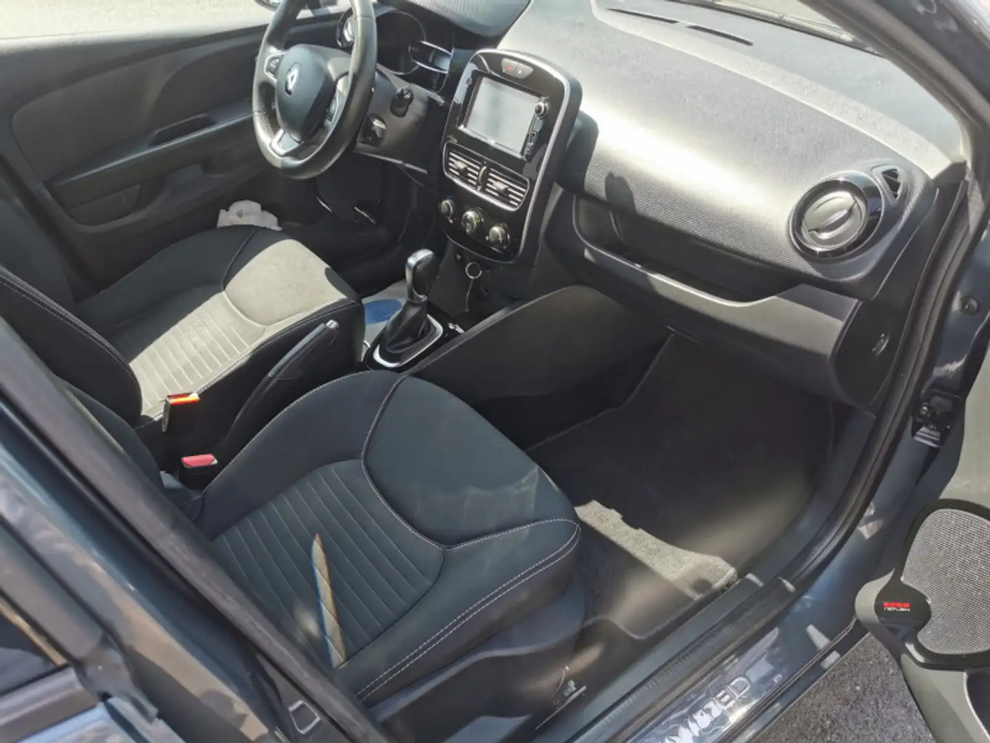 Renault Clio 1.2 TCE 120CH ENERGY LIMITED EDC Gris - 2