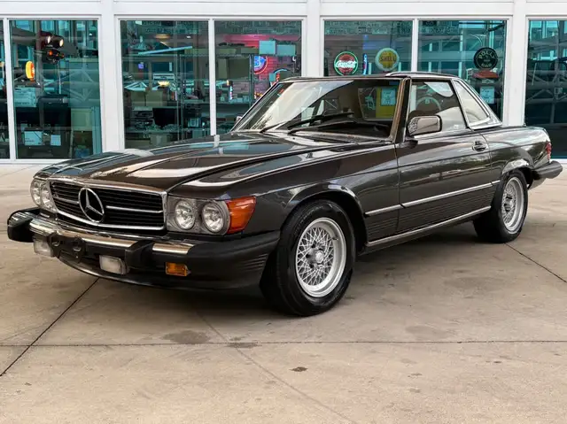 Mercedes-Benz 560 560SL Base