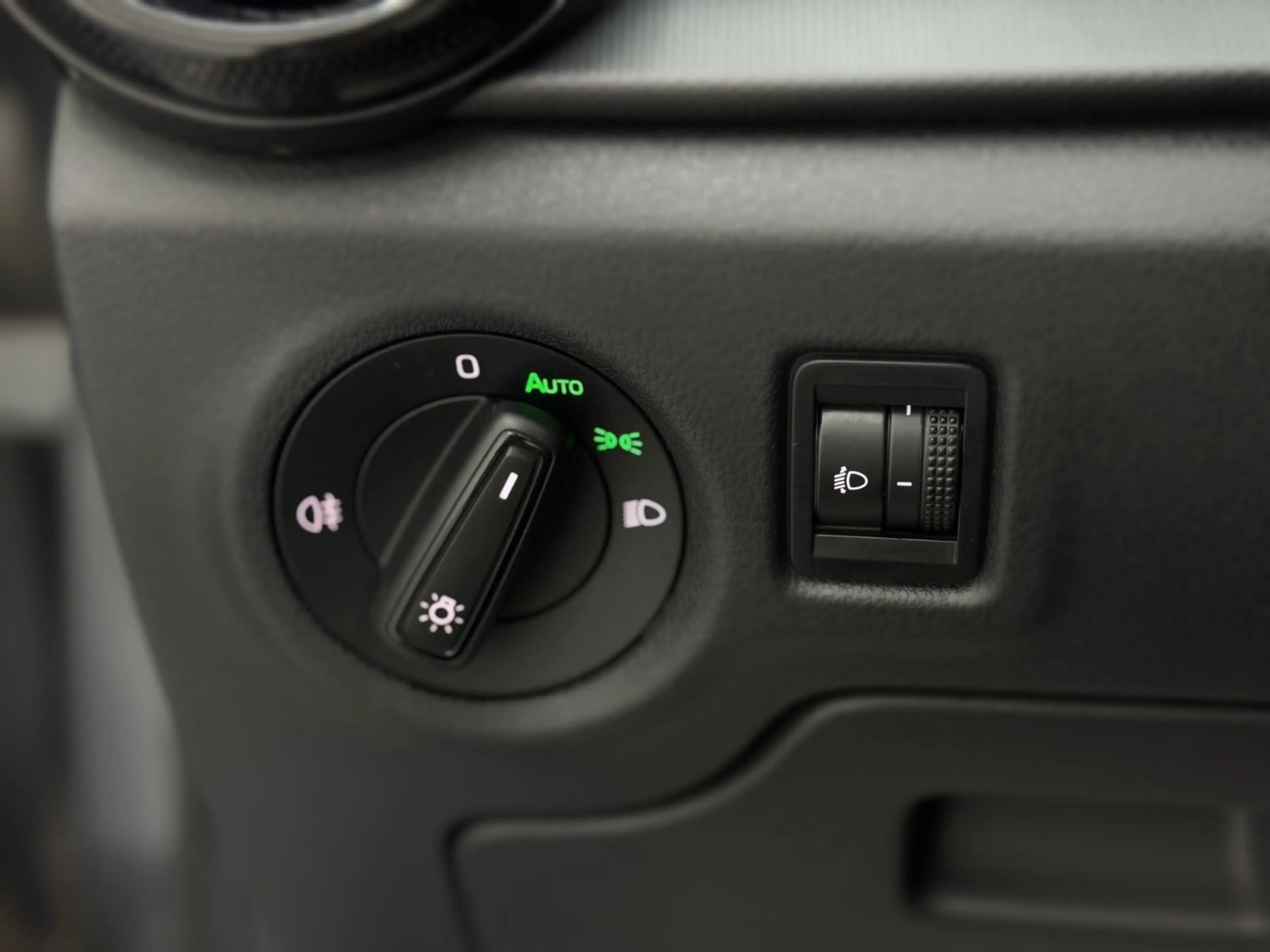 Skoda Fabia 1.Hand|LED|PDC|Sitzhz|Carplay|Tempo|BT|19% — photo 13