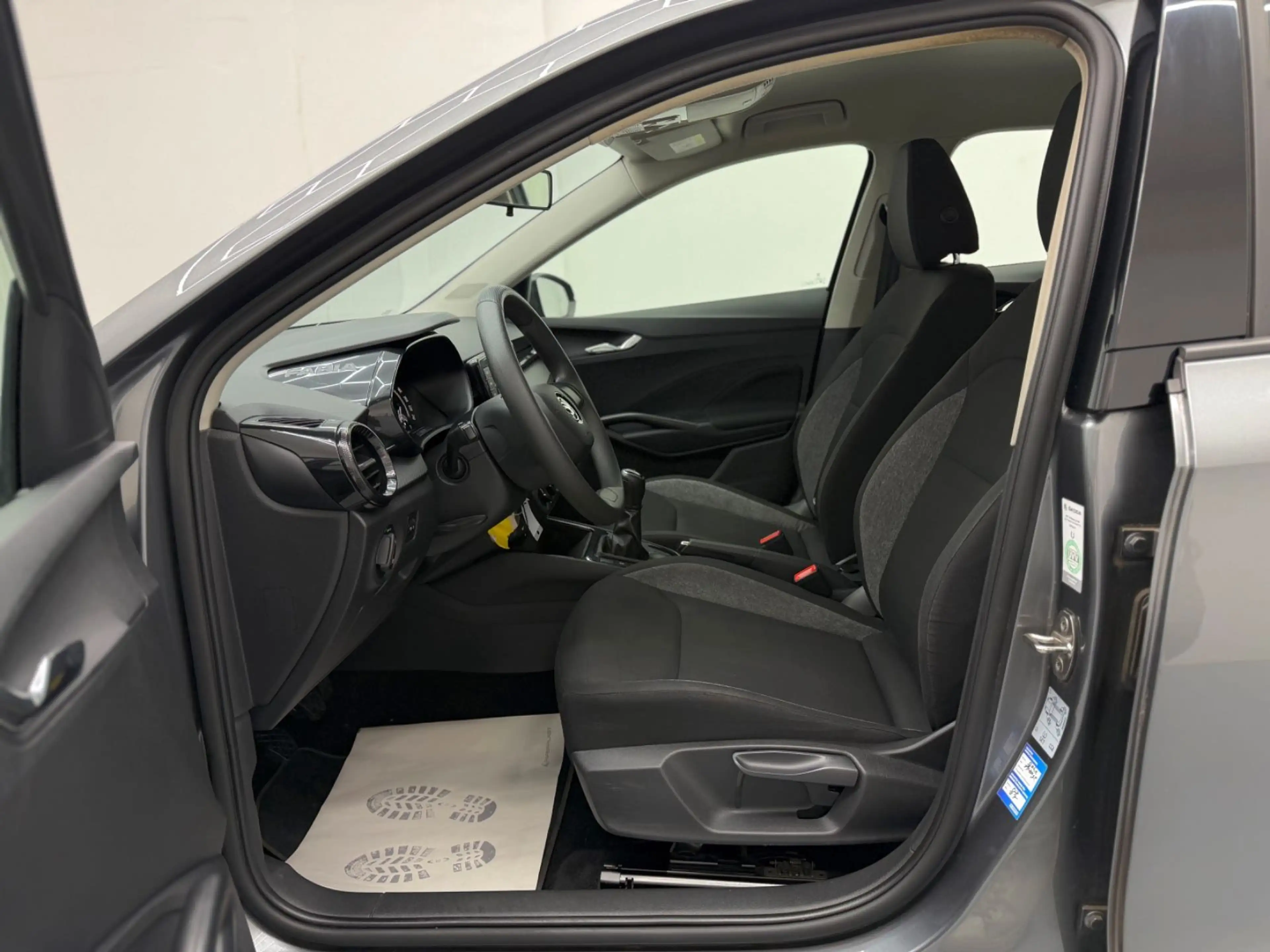 Skoda Fabia 1.Hand|LED|PDC|Sitzhz|Carplay|Tempo|BT|19% — photo 9