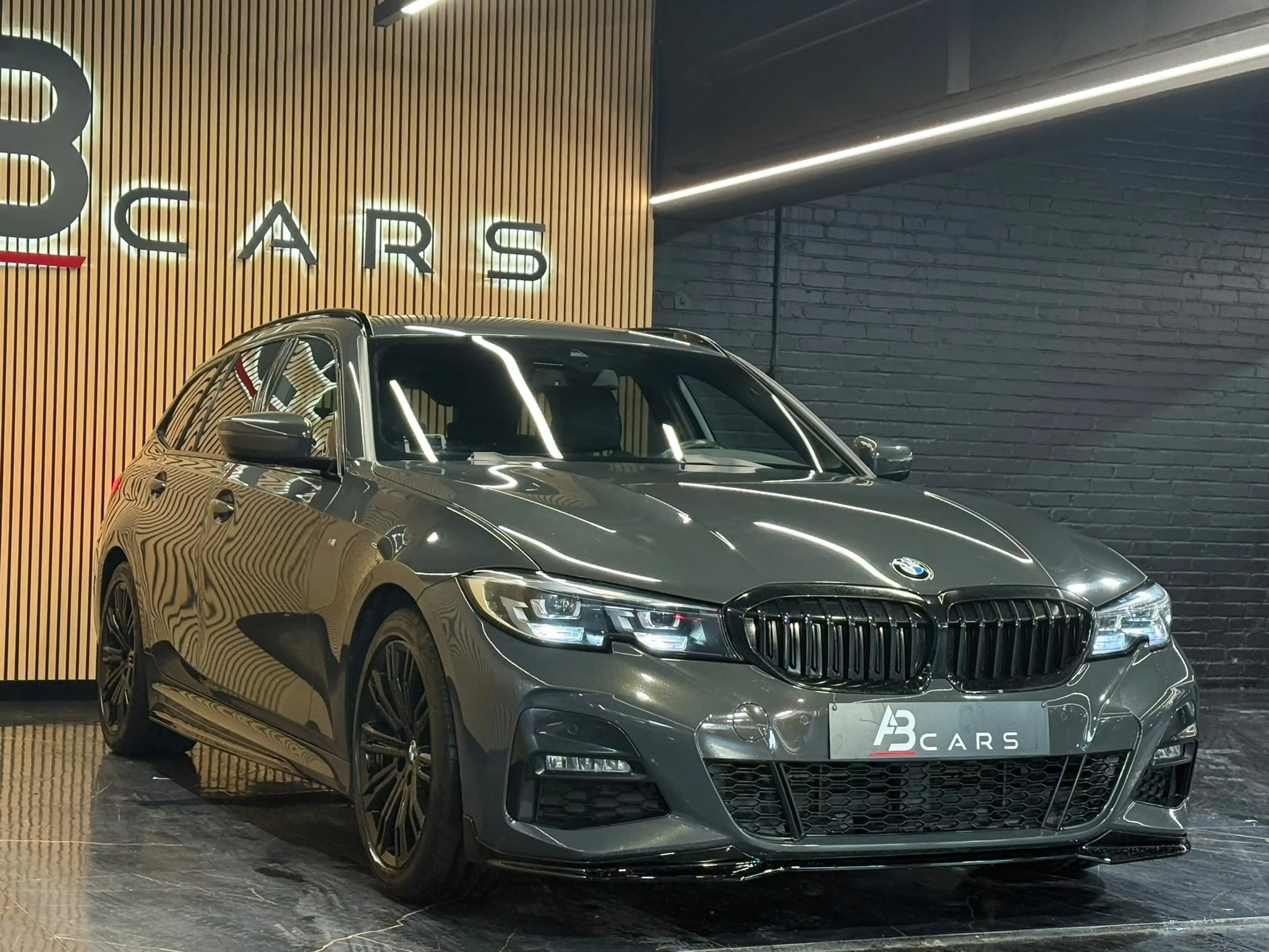 BMW 318 DA PACK M PERFORMANCE ** GARANTIE 12 MOIS ** — photo 6