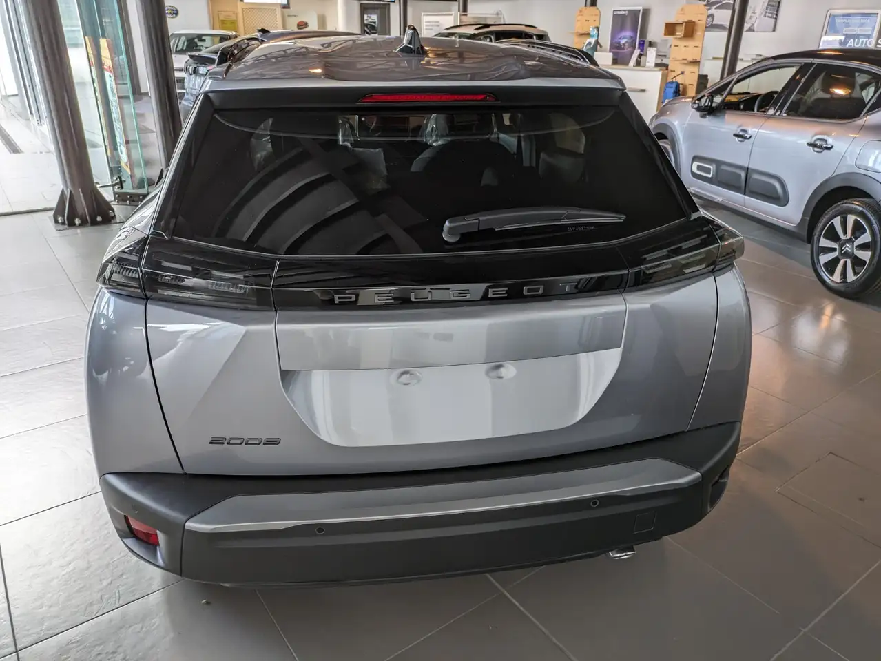 Peugeot 2008 2008 EDITION HYBRID 110 e-DCS6 6