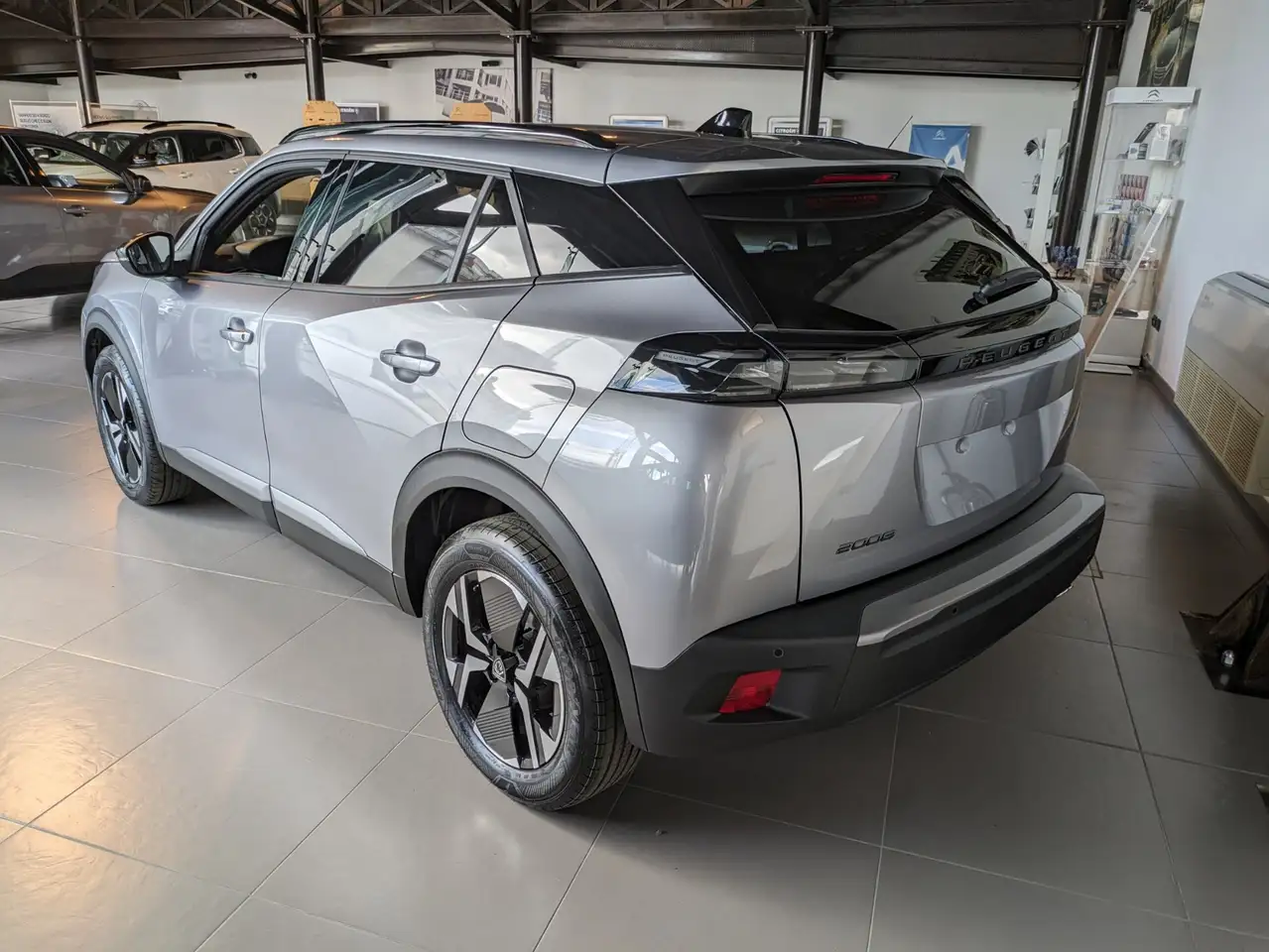 Peugeot 2008 2008 EDITION HYBRID 110 e-DCS6 5