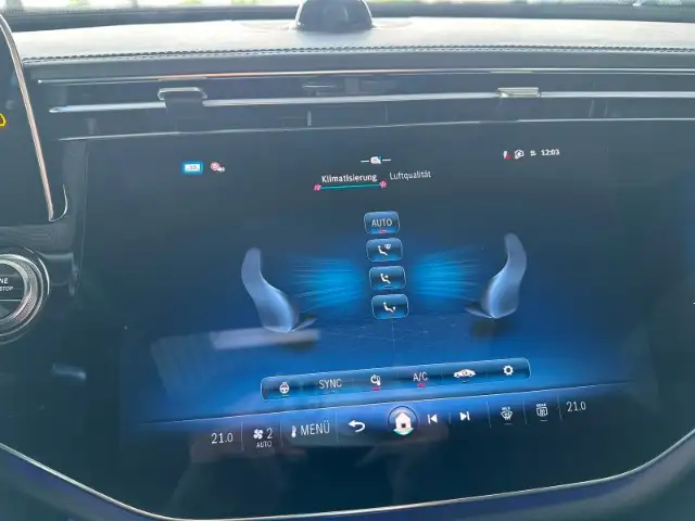 Mercedes-Benz E-Class view 29