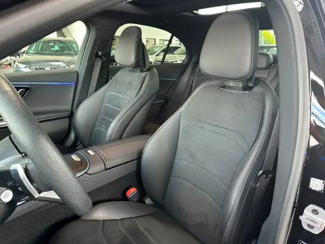 Mercedes-Benz E-Class view 20