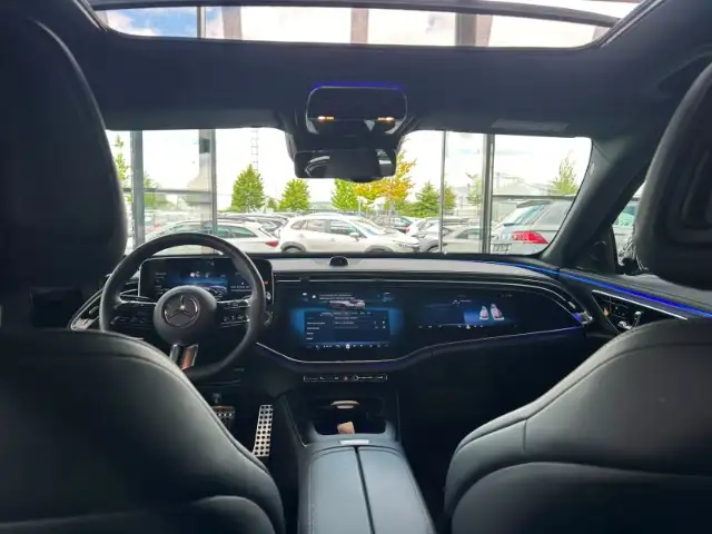 Mercedes-Benz E-Class view 22
