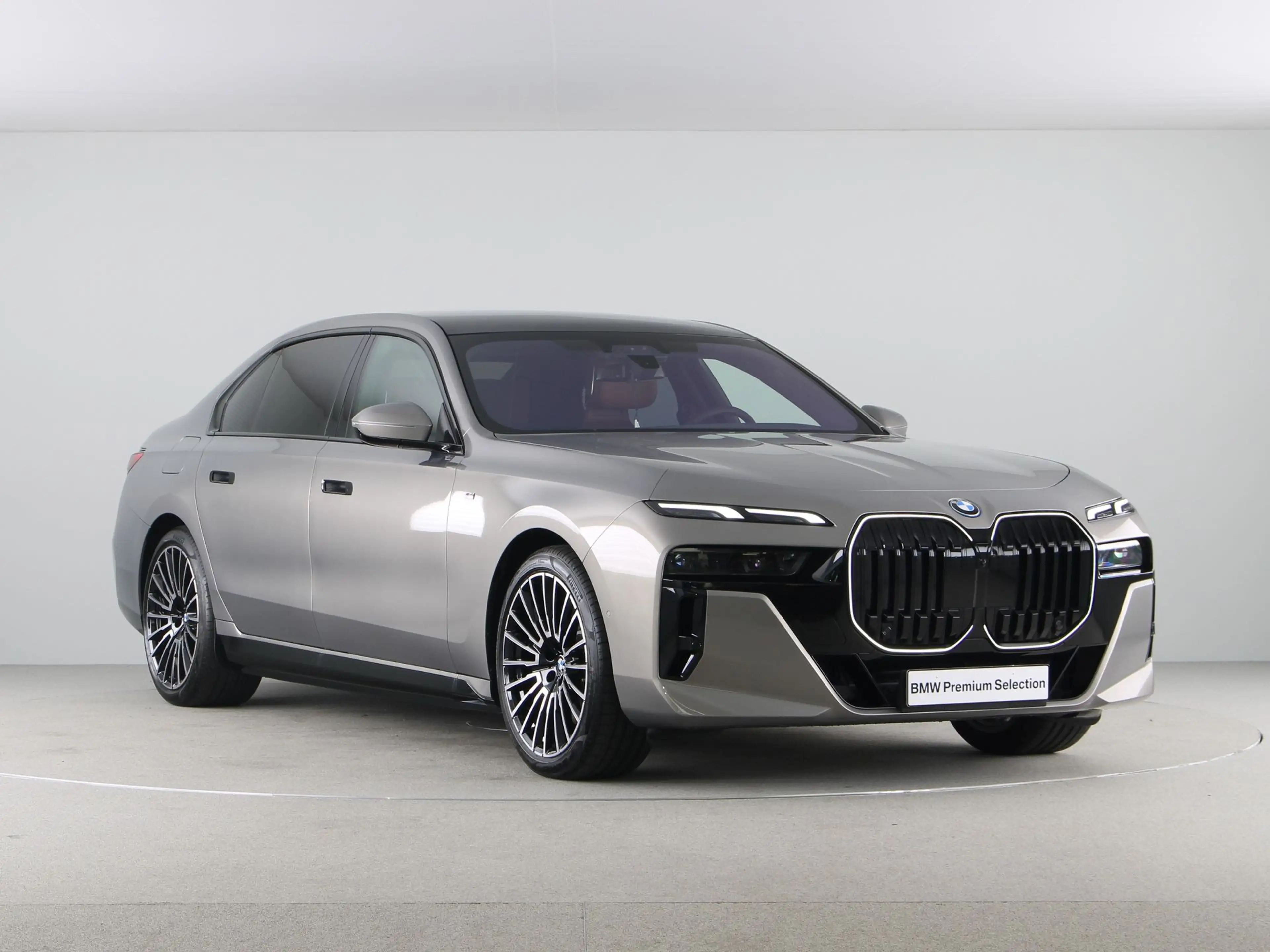 BMW i7 eDrive50 106 kWh - M Sportpakket Pro — photo 3