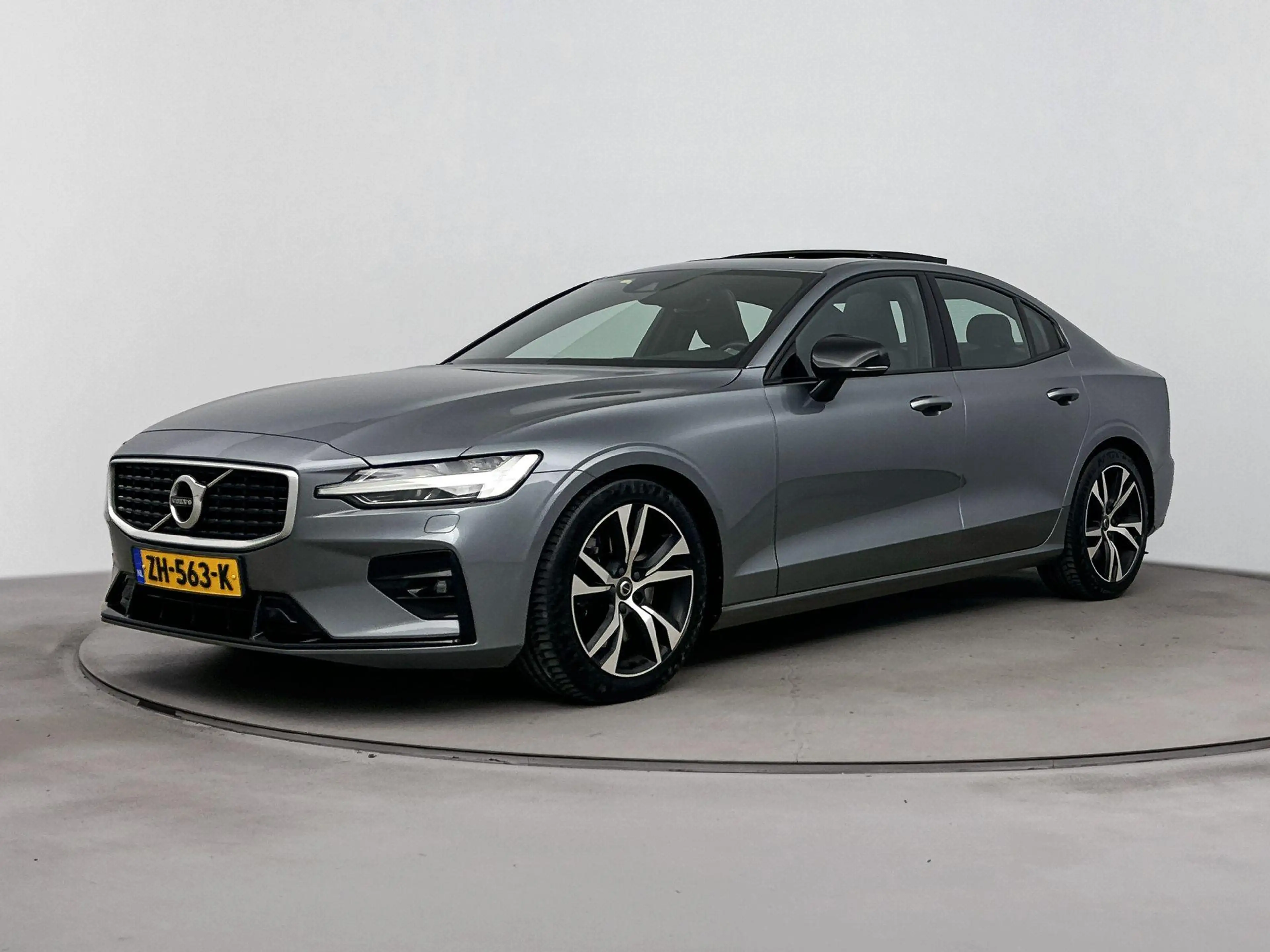Volvo S60 2.0 T5 Intro Edition | Elektrisceh trekhaak 1800kg — photo 8