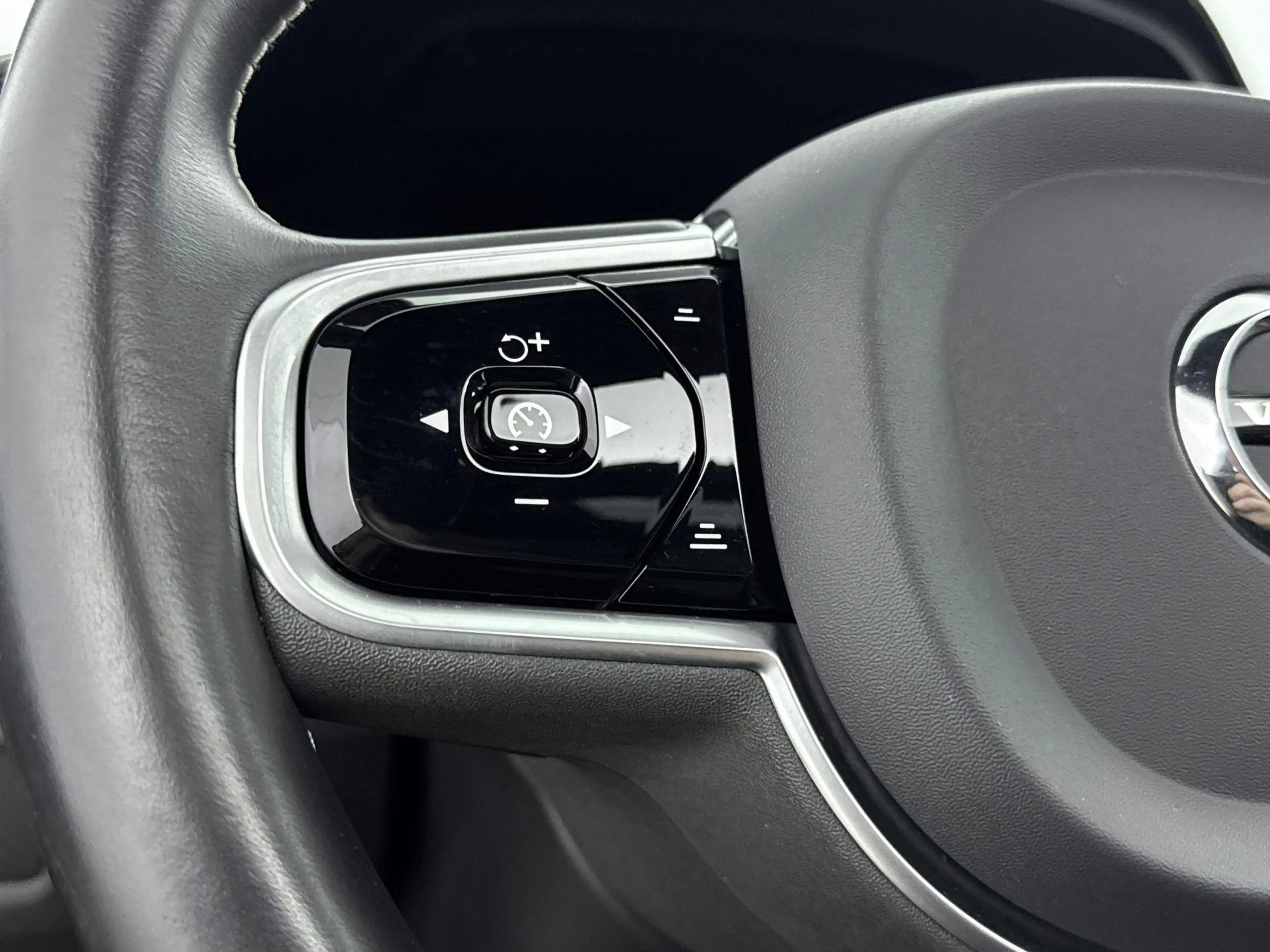 Volvo S60 2.0 T5 Intro Edition | Elektrisceh trekhaak 1800kg — photo 10