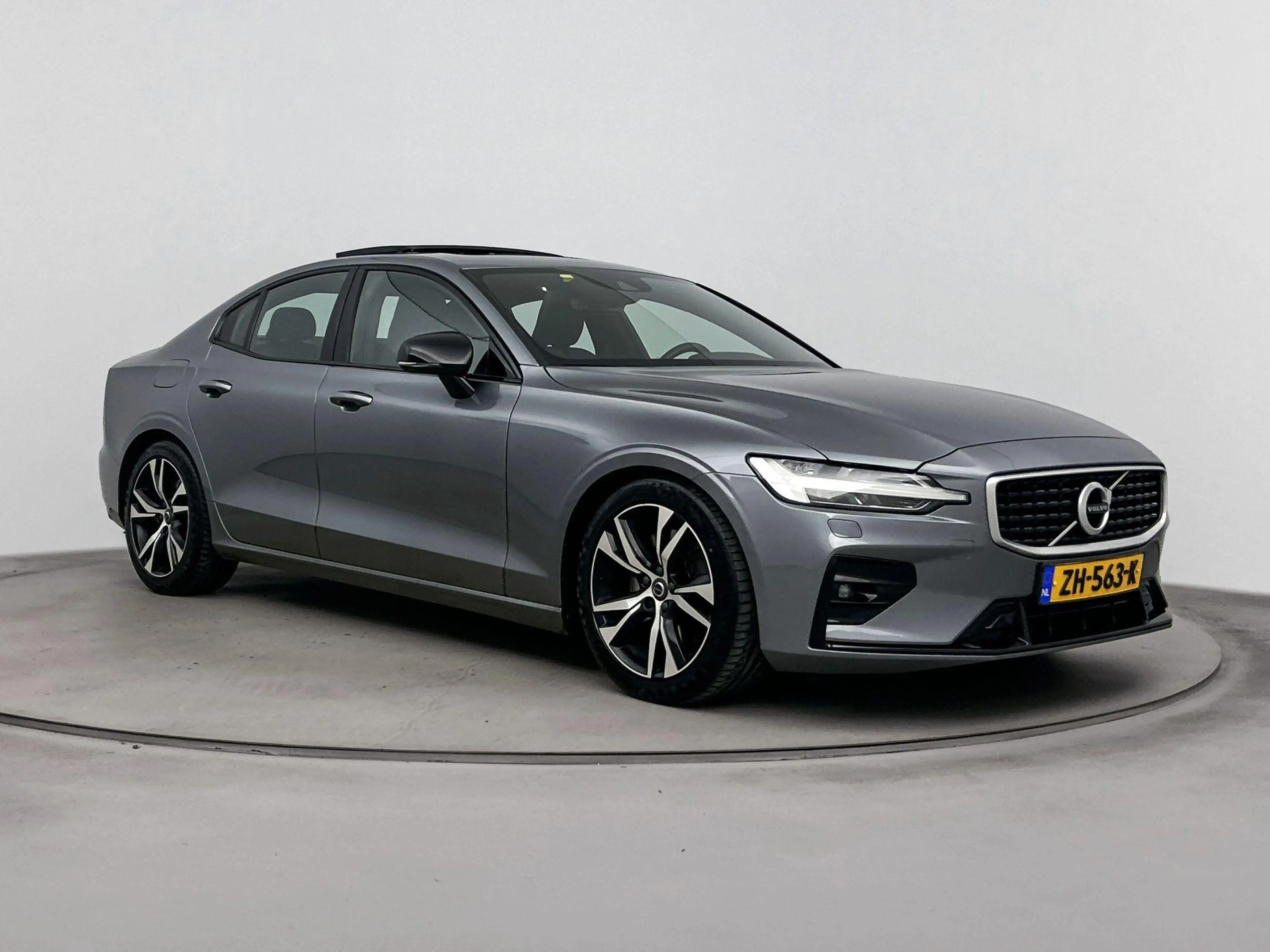 Volvo S60 2.0 T5 Intro Edition | Elektrisceh trekhaak 1800kg — photo 6