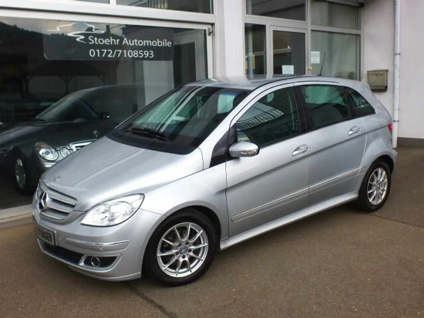 Mercedes-Benz B 200 NUR 112.655KM AHK Klima 5.Gang TOP Silber - 1