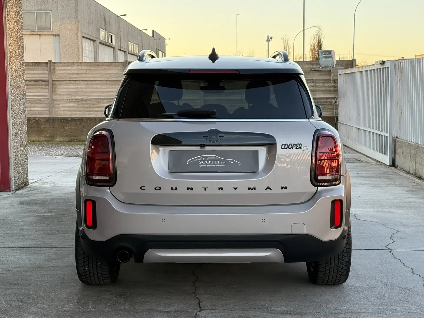 MINI Cooper D Countryman 2.0 automatica Grau - 2