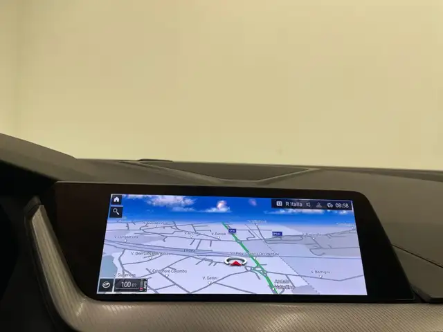 BMW 1 Series view 10