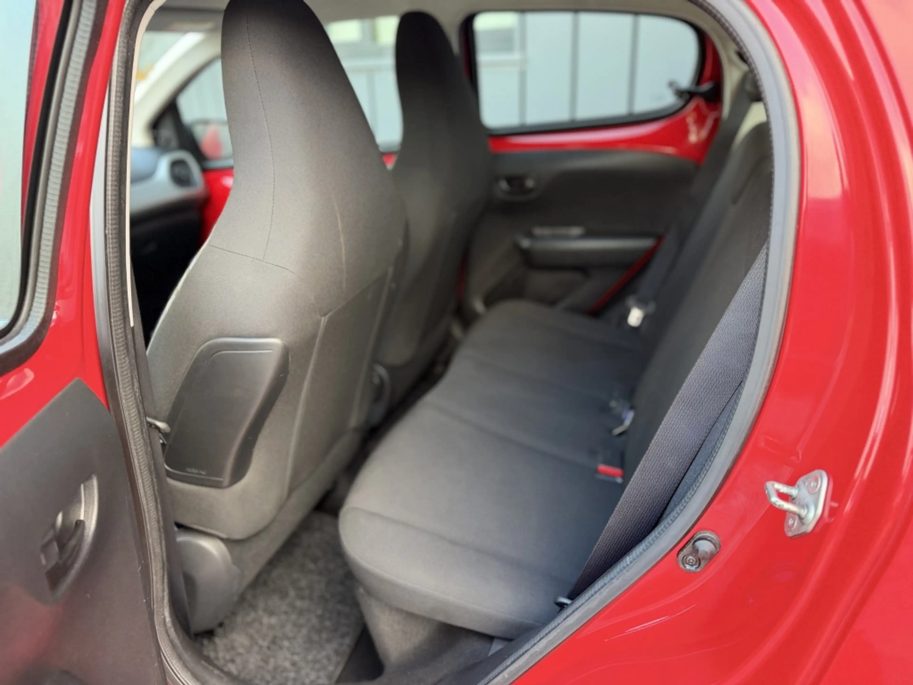 Peugeot 108 1.0 VTi AUTOMAAT! Airco*Bleutooth 56.000 Km! — photo 5