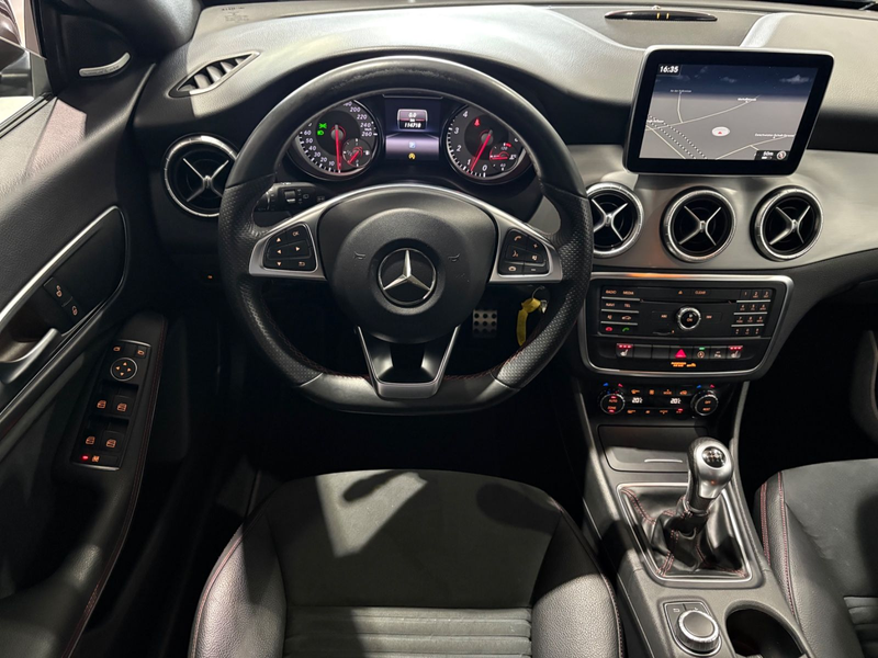 Mercedes-Benz CLA 200 AMG line*AHK*Xenon* — photo 11