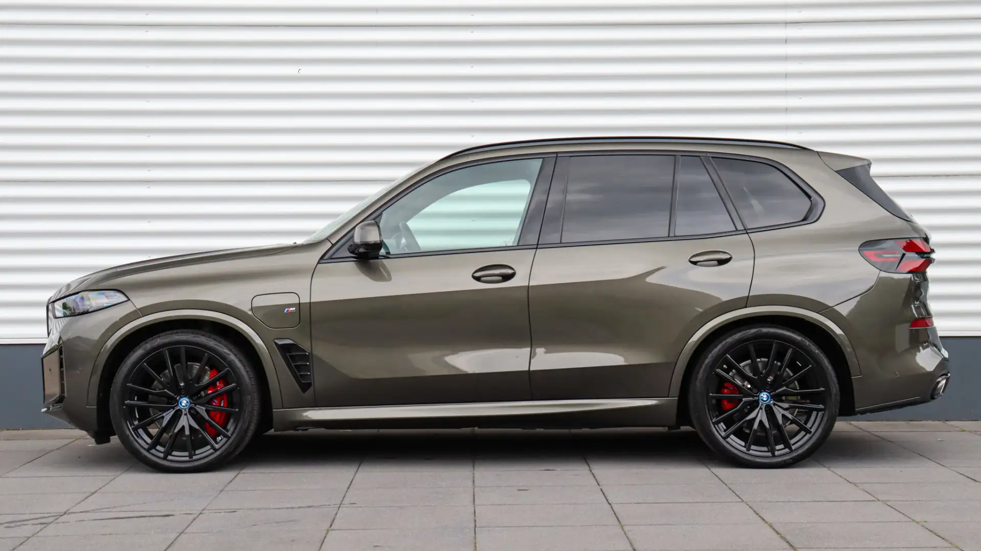 BMW X5 xDrive50e M-Sport Pro | Sky Lounge | Bowers & Wilk Groen - 2