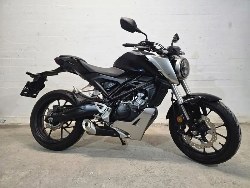 Honda CB 125 - foto 2