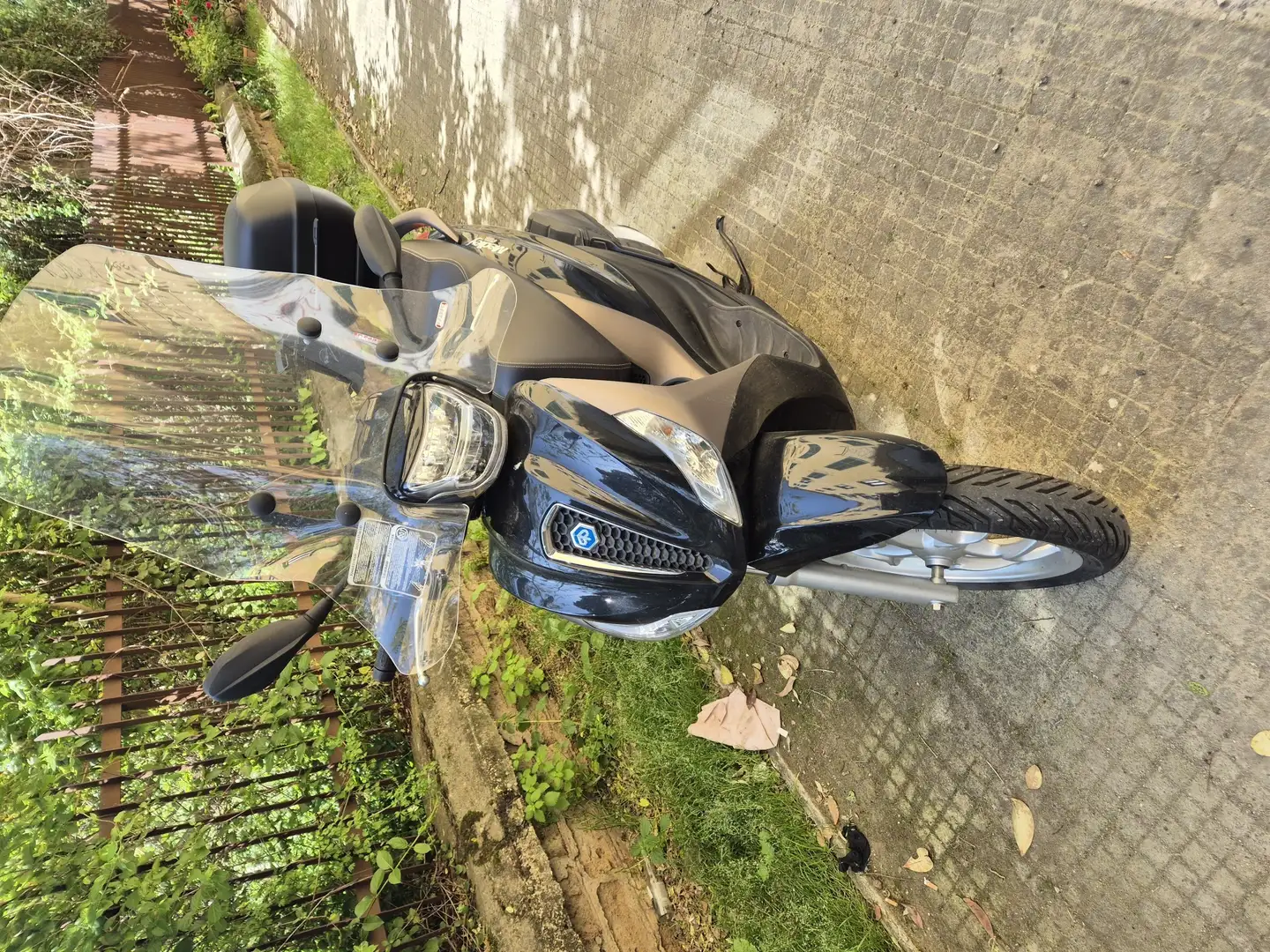 Piaggio Medley 125 abs Negru - 1