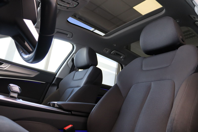 Audi A6 Avant 45 TFSI quattro Sport S-Tr. *AHK*PANO* — photo 15