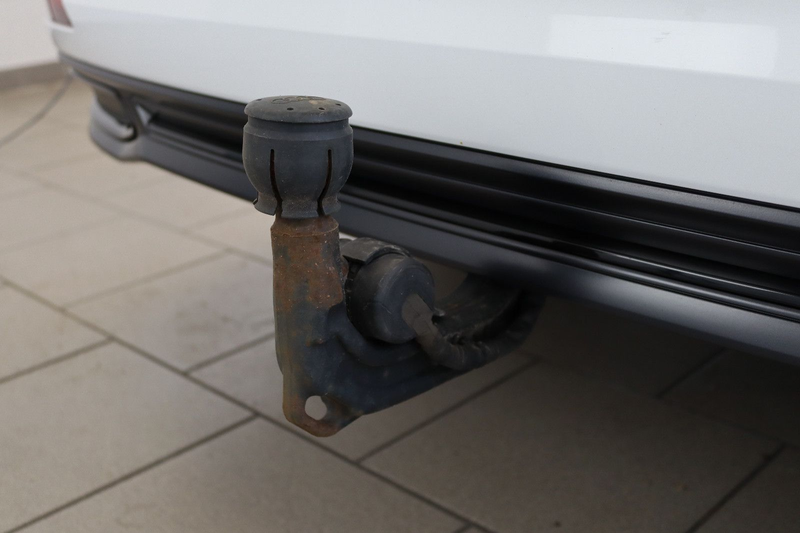 Audi A6 Avant 45 TFSI quattro Sport S-Tr. *AHK*PANO* — photo 6