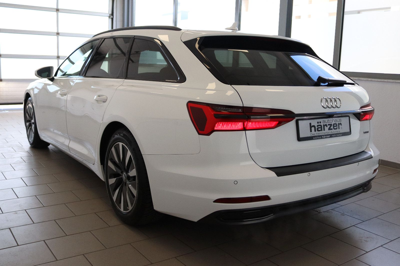 Audi A6 Avant 45 TFSI quattro Sport S-Tr. *AHK*PANO* — photo 3