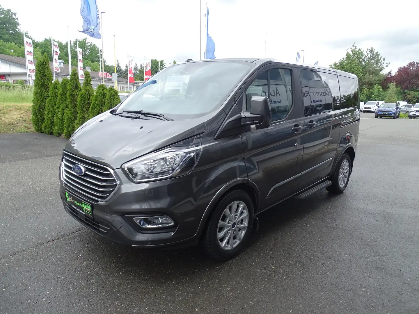 Ford Tourneo Custom 2.0 TDCi 320 L1 Titanium AHK RFK Grau - 2