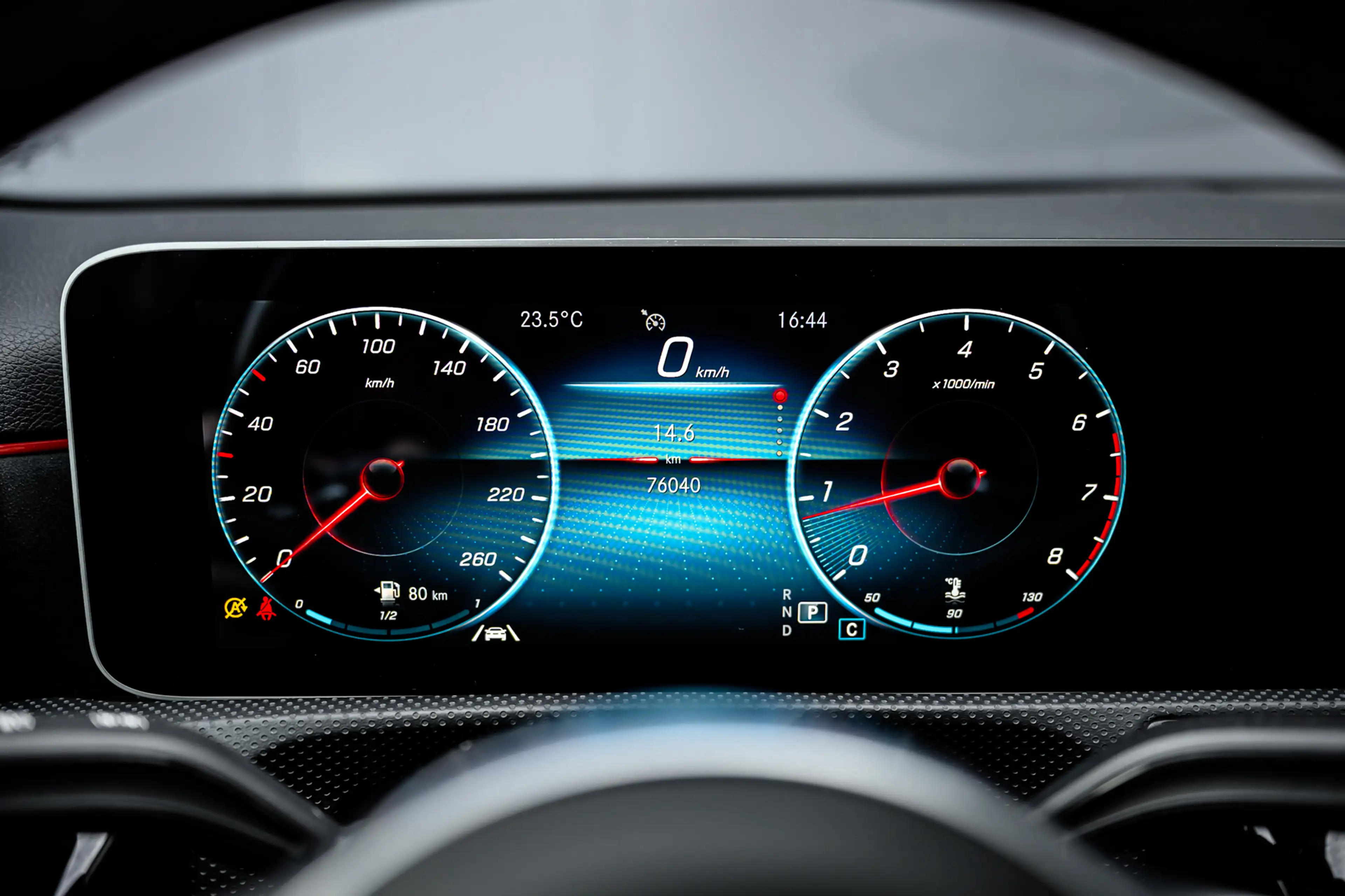 Mercedes-Benz A 180 Premium Plus|Navi|Pdc|Cruise — photo 23