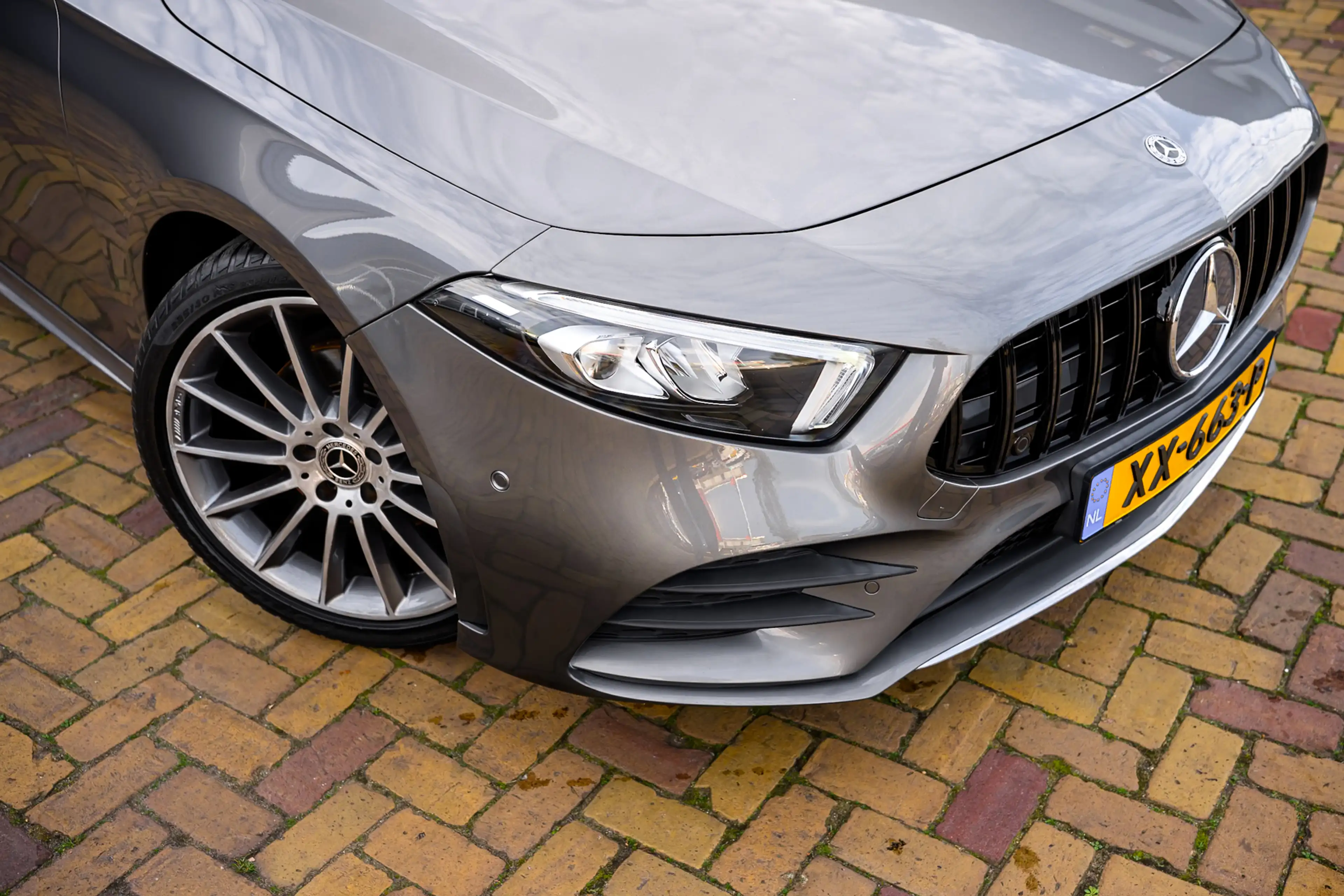Mercedes-Benz A 180 Premium Plus|Navi|Pdc|Cruise — photo 33
