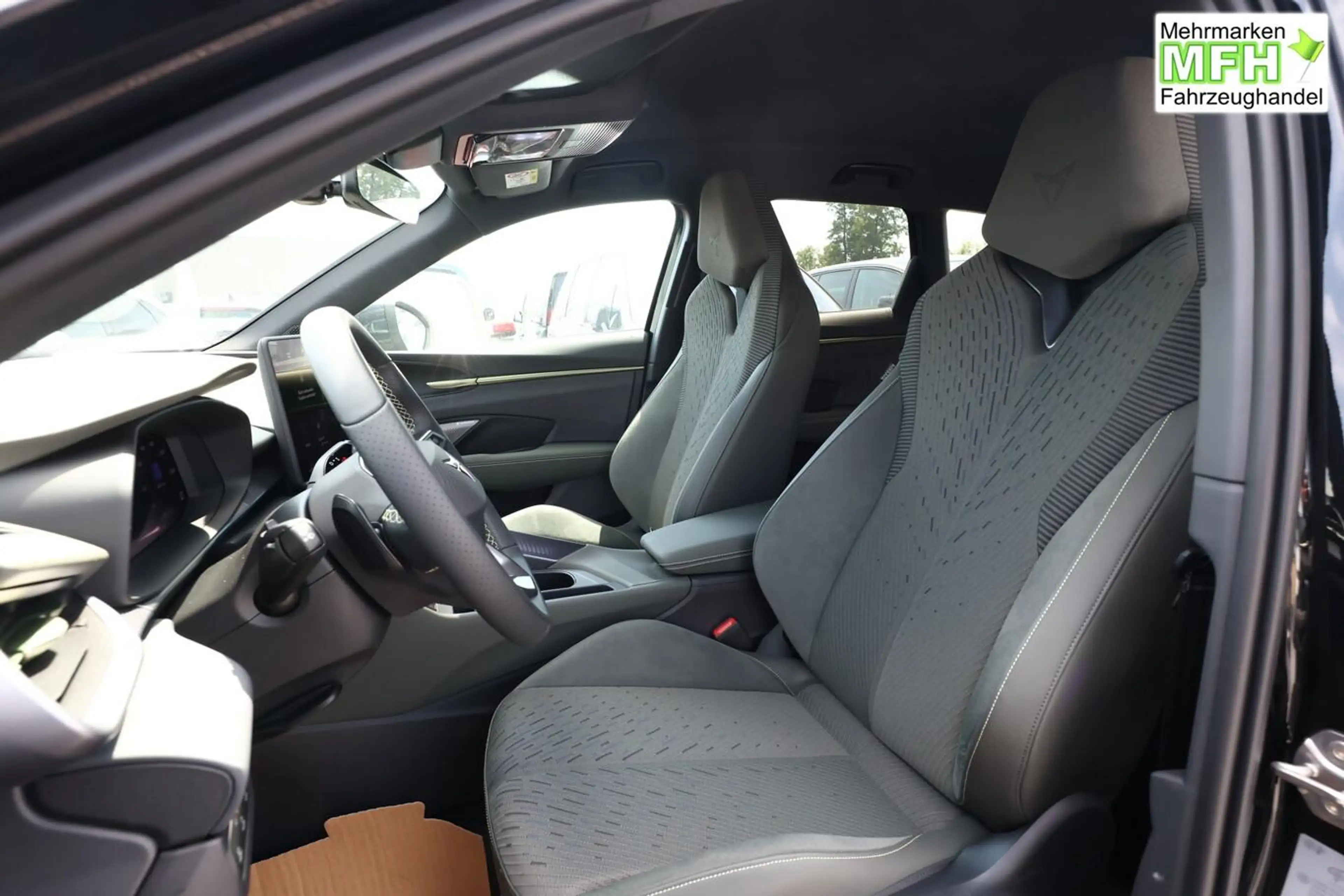 CUPRA Terramar Tribe Edition DSG HeadUp 360° Sennh el.Hk ParkA... — photo 5