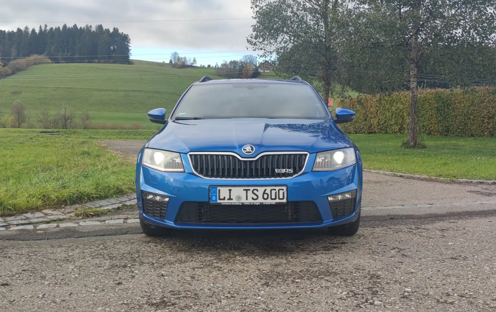Skoda Octavia Combi 2.0 TDI RS - 1