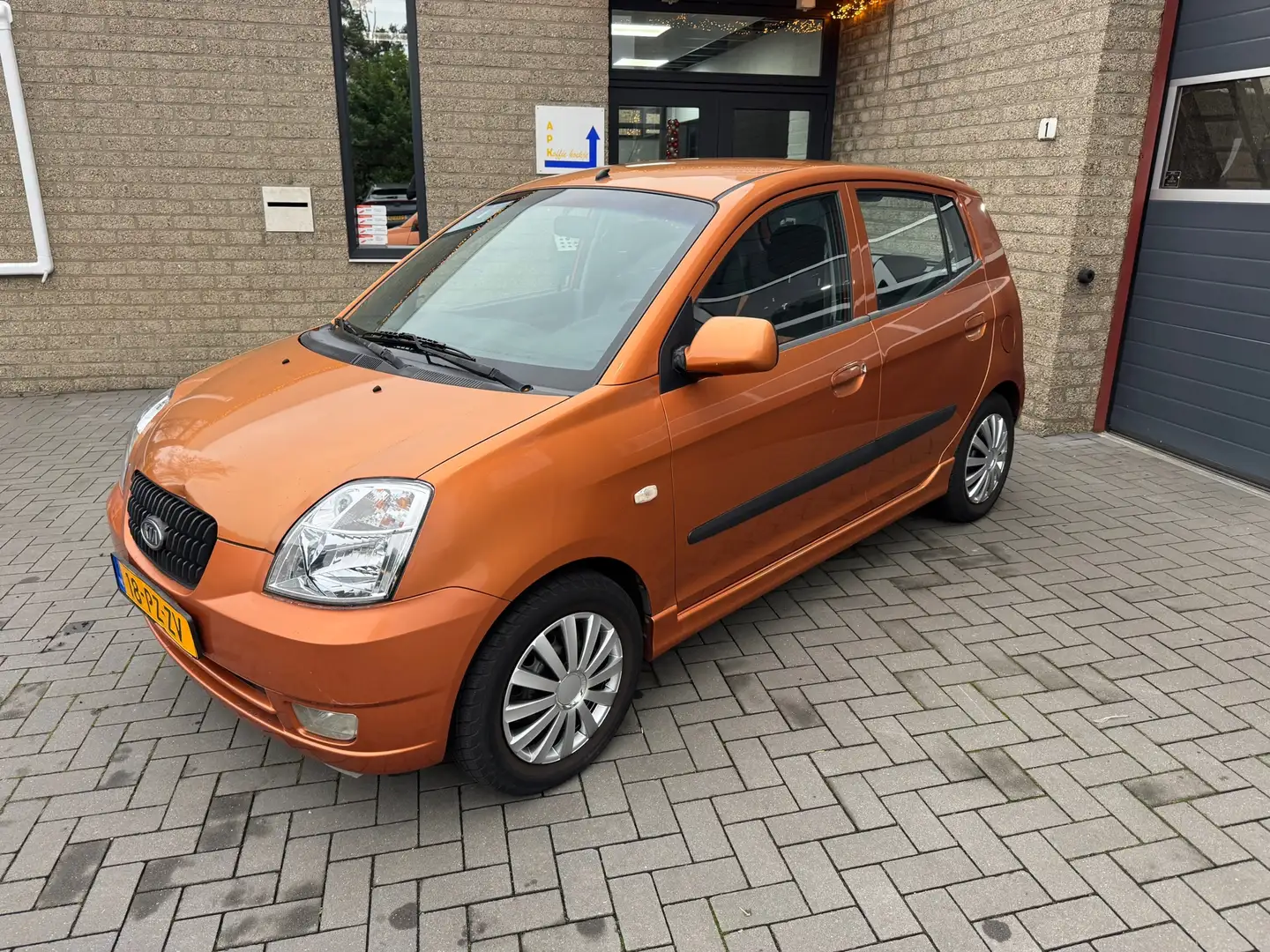 Kia Picanto 1.0 LXE X-tra Orange - 2