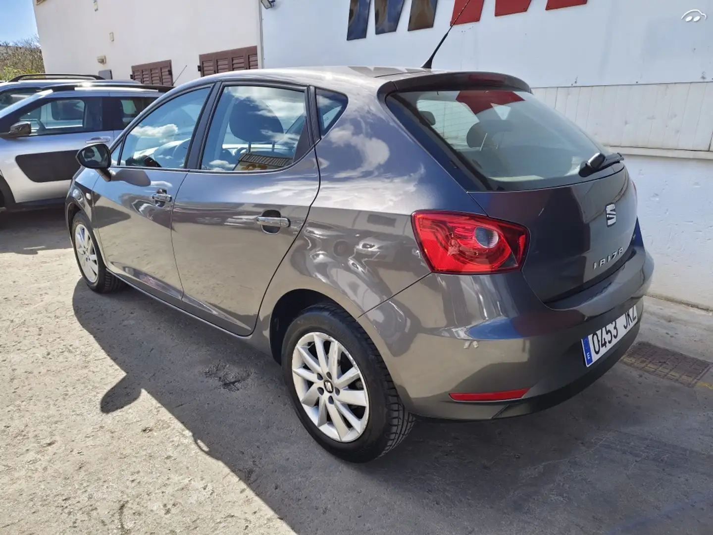SEAT Ibiza 1.2 TSI Style Gris - 2