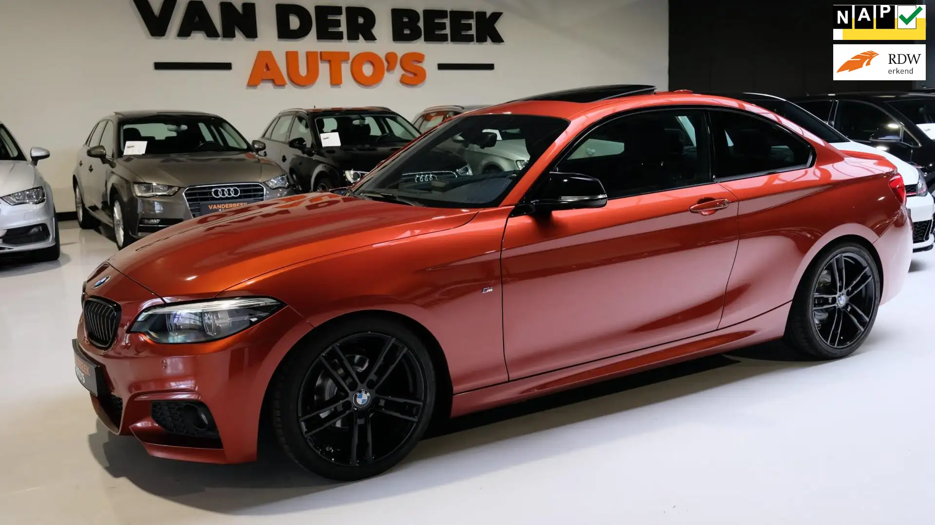 BMW 218 2-serie Coupé 218i High Executive | M SPORT | Schu Oranj - 1